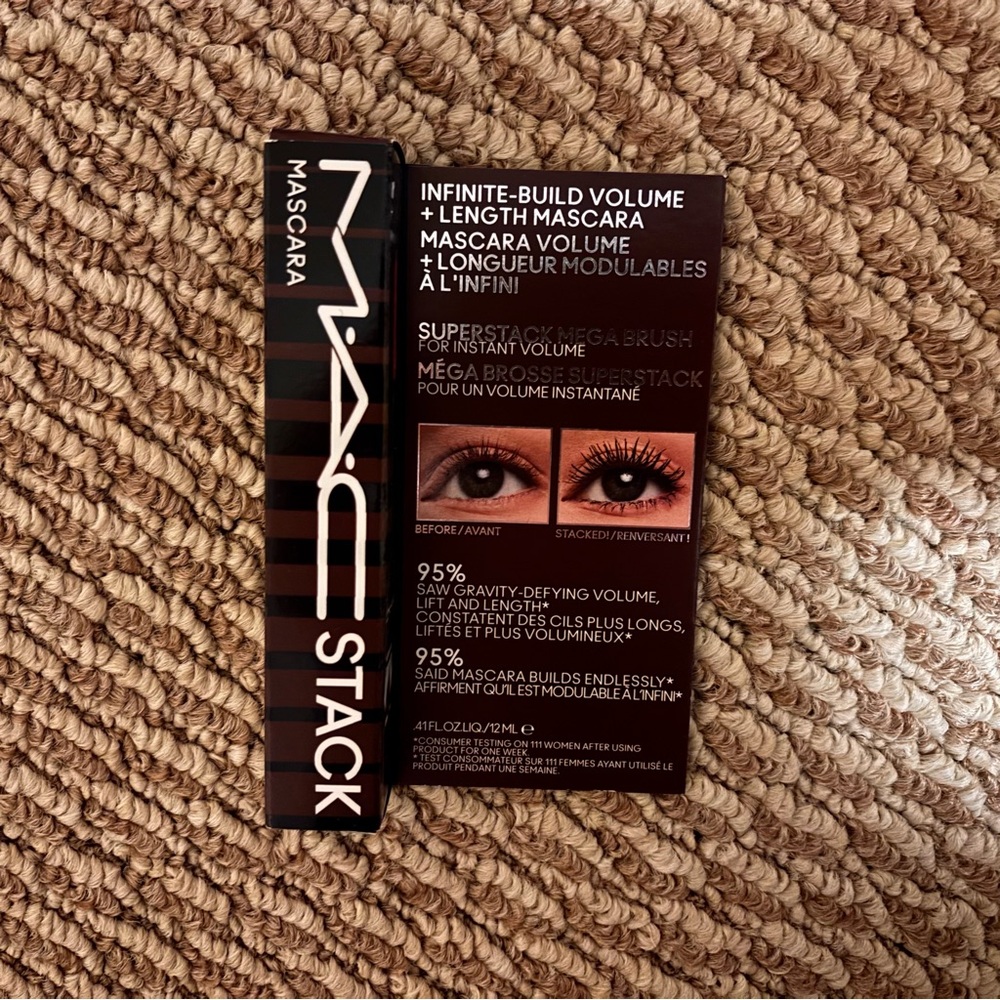 MAC Cosmetics MACSTACK Stack Volume Volumizing Mascara